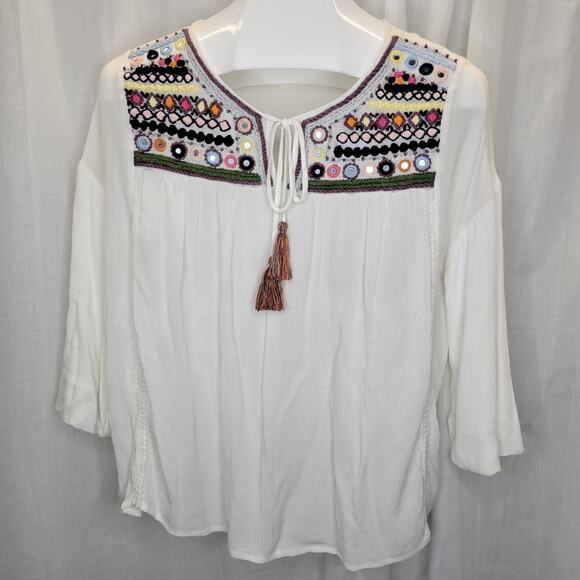 Lord & Taylor White Boho Peasant Top w/ Embroidered Neckline, M - Picture 1 of 10
